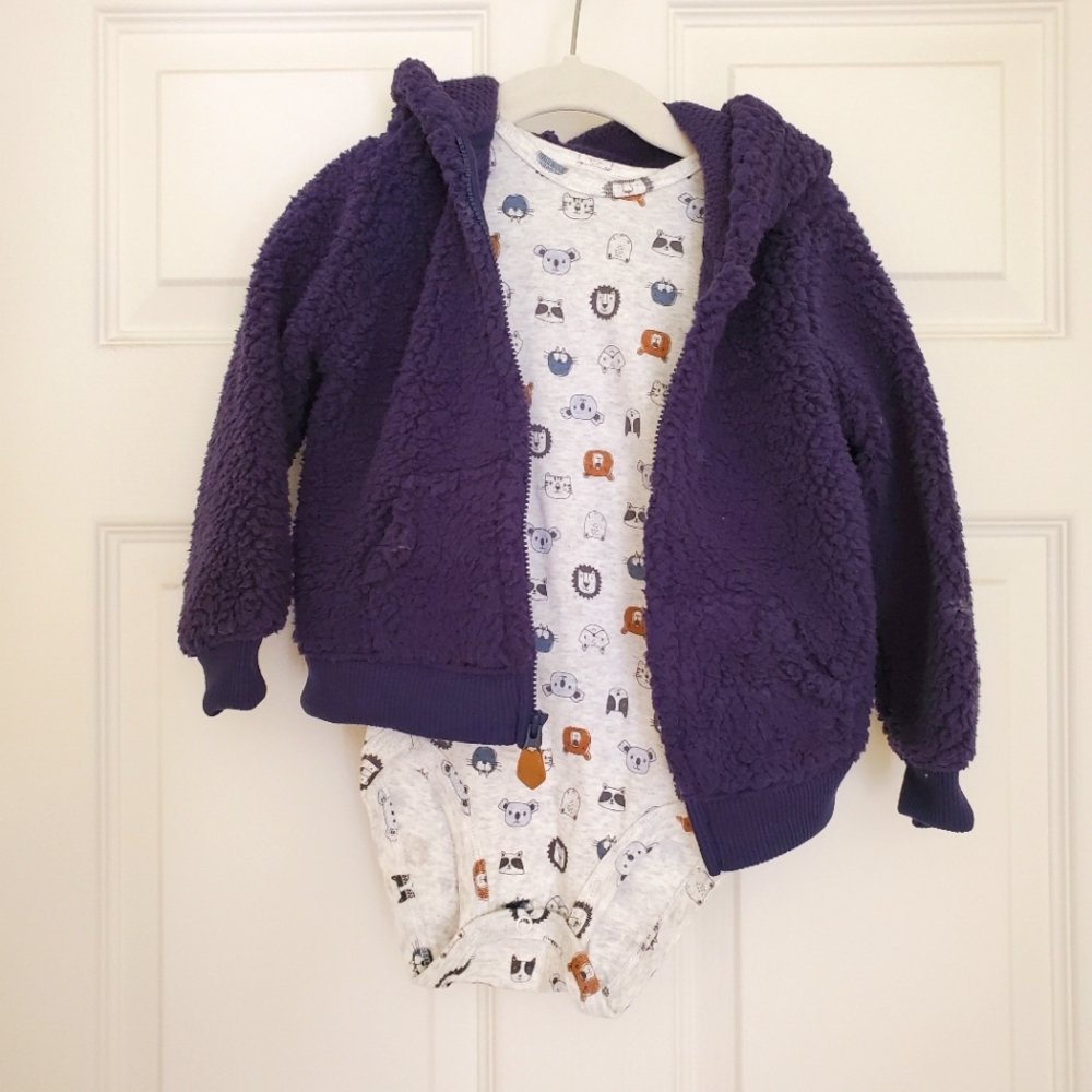 NWOT 2-piece Carter's Woodland set